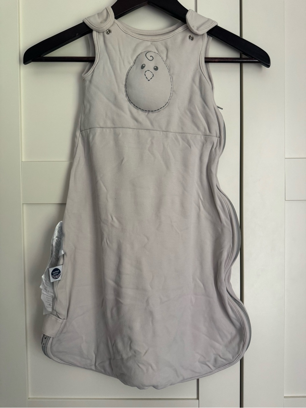 Nested Bean Sleep Sack Size Medium 6-15 Months. Grey Neutral Weighted Sleep Baby